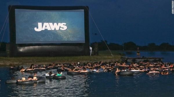 600x337xjaws-on-the-water2-600x337.jpg.pagespeed.ic.8KUpuvnyMg[1]