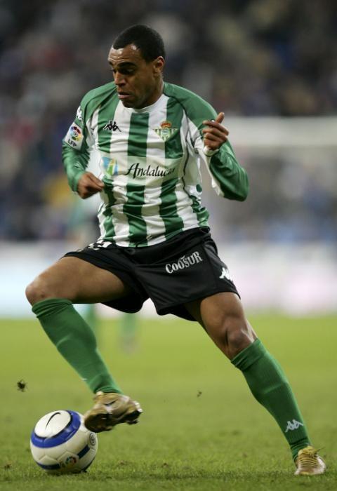MADRID, SPAIN - MARCH 2: Denilson of Betis in action during the La Liga match between Real Madrid and Real Betis on March 2, 2005 at the Bernabeu in Madrid, Spain. (Photo by Denis Doyle/Getty Images)