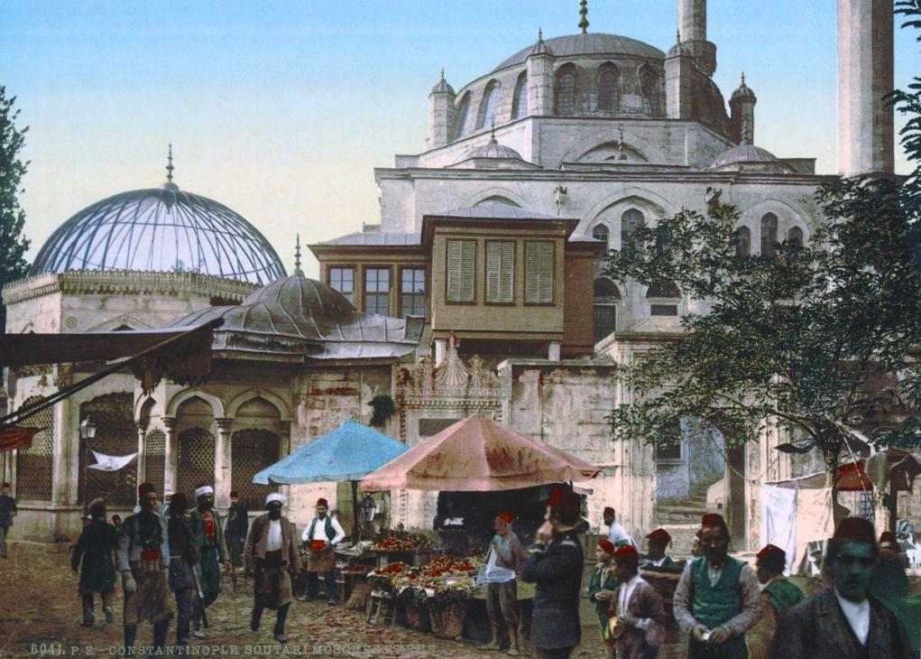 Photochroms-of-Istanbul-1890