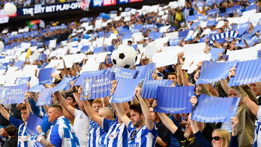 LONDON, ENGLAND - MAY 28:  Sheffield Wednesday supporters enjoy the atmosphere prior to Sky Bet Championship Play Off Final match between Hull City and Sheffield Wednesday at Wembley Stadium on May 28, 2016 in London, England.  (Photo by Mike Hewitt/Getty Images)
