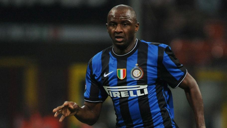MILAN, ITALY - AUGUST 29: Patrick Vieira of FC Inter Milan in action during the Serie A match between AC Milan and Inter Milan at Stadio Giuseppe Meazza on August 29, 2009 in Milan, Italy. (Photo by Valerio Pennicino/Getty Images)