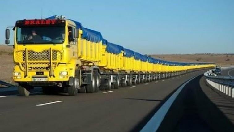 The-World’s-Longest-Truck-–-Road-Trains-in-Australia[1]