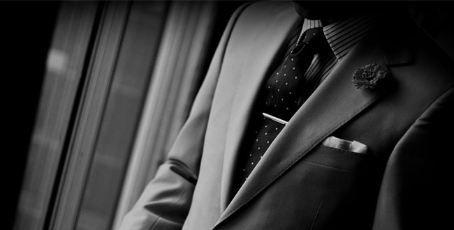 Модни совети за мажи: Усогласување на боите и оделото