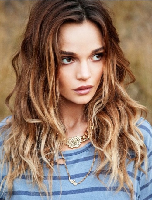 14480160-R3L8T8D-500-Best-Long-Hairstyles-for-2015-Ombre-Wavy-Hair-1
