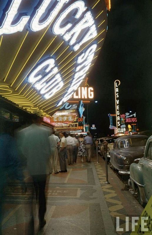 Frankly_Las_Vegas_looked_very_nicely_in_1955_brSee_for_yo_9