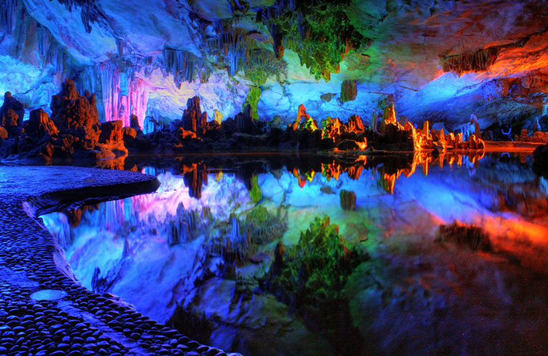 Mind-Blowing-Caves-4