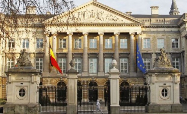 Бомба во белгискиот парламент – сите се евакуирани