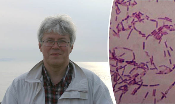 Научникот што си инектираше бактерија стара 3.5 милиони години