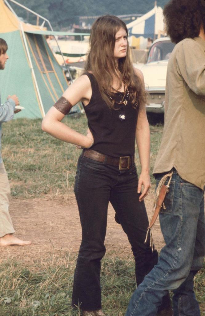 woodstock-women-fashion-1969-72__880