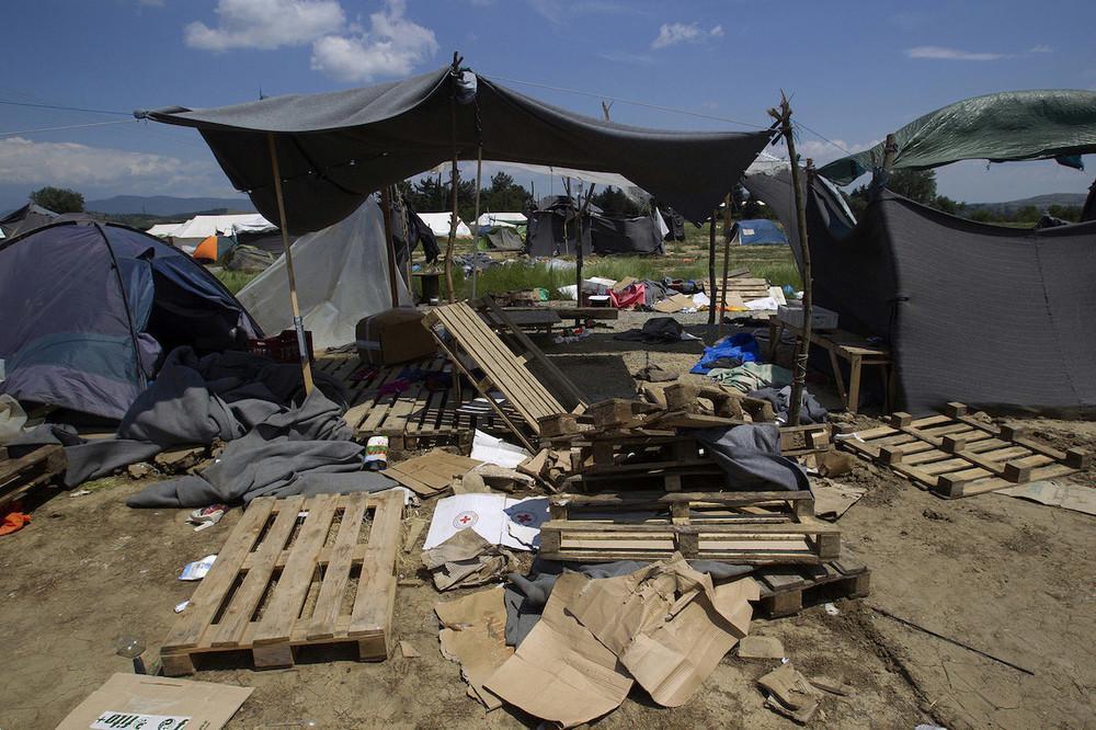 idomeni-refugee-camp-evacuated-photos-876-253-1464353276