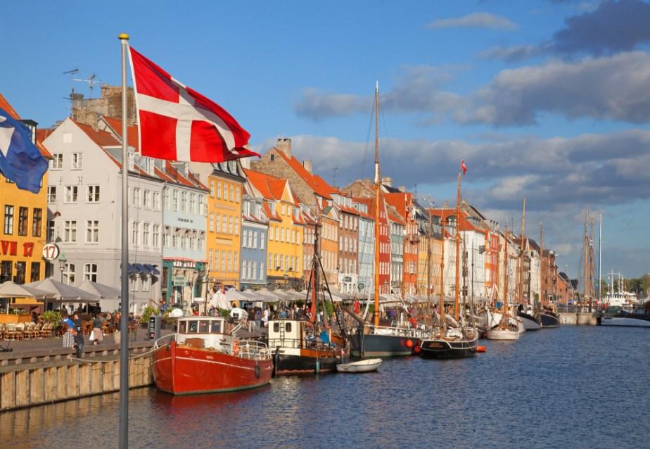 Данскиот тест за државјанство не знаат да го решат ни Данците