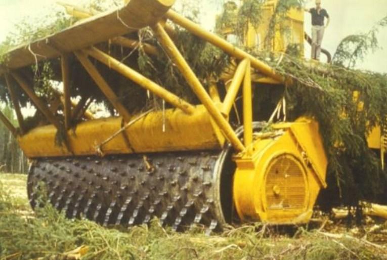 Видео: Le Tourneau G175 – најголемата машина за уништување дрва