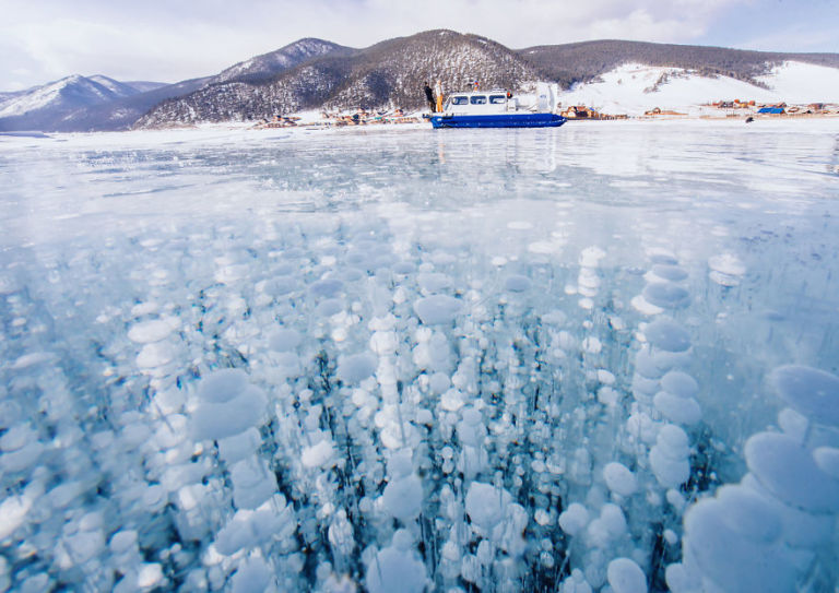 Кога Бајкалско езеро замрзнува (галерија)