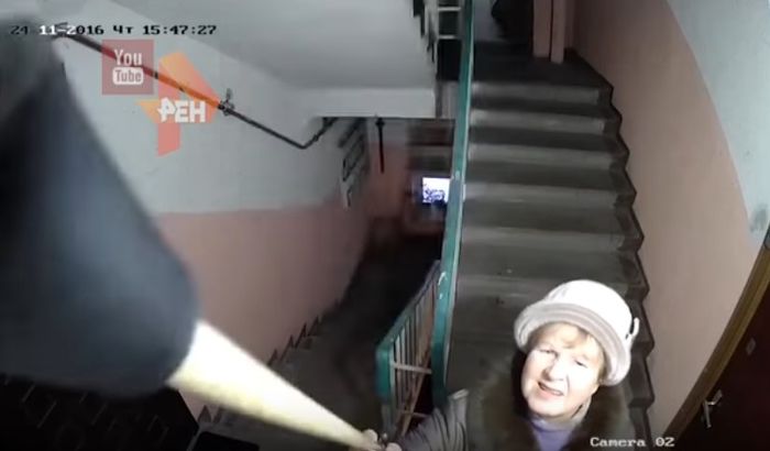 ВИДЕО: Да се биде камера во руски комшилук