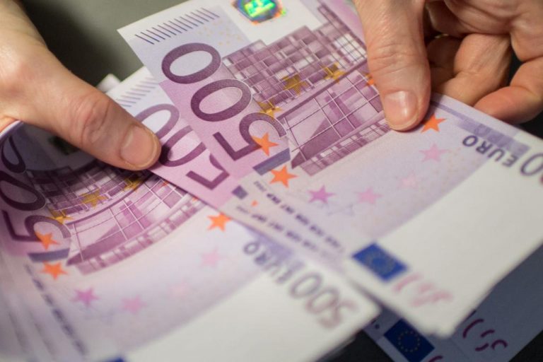 Хигиеничарка украла 5.000 евра oд чанта