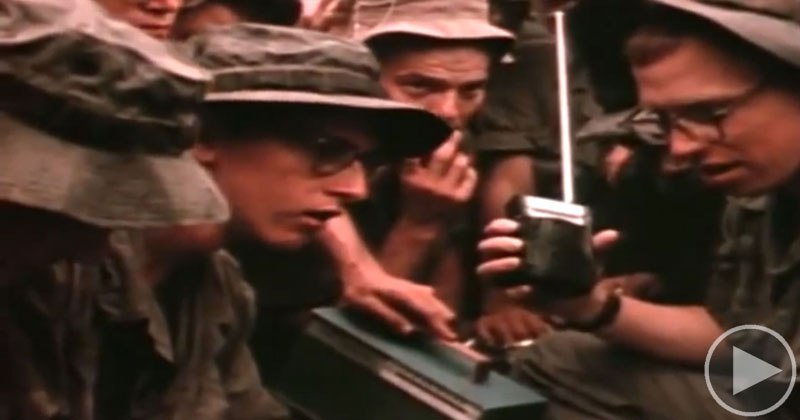 ВИДЕО: Моментот кога американски војници во Виетнам дознаваат дека си одат дома
