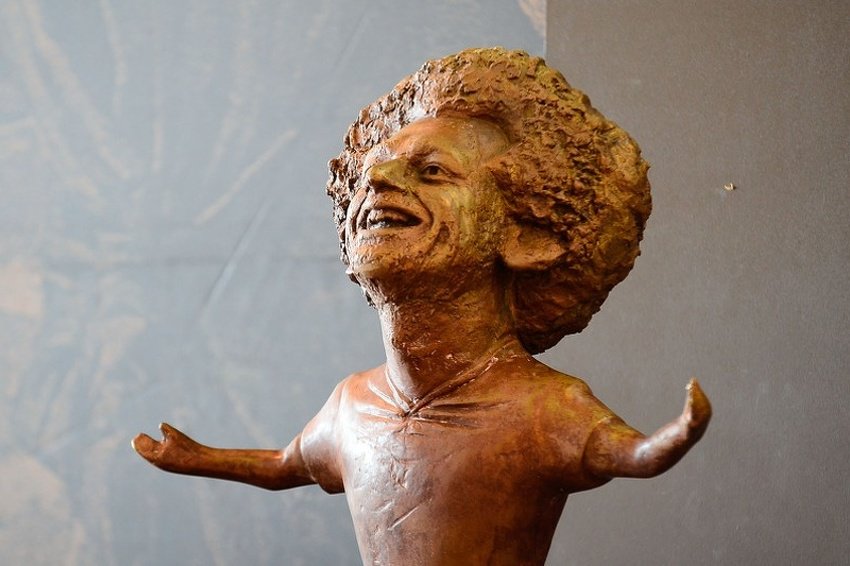 Скулпторката на „Мо Салах“: Ни јас не сум задоволна како испадна