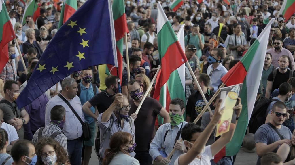 Бугарија на дното во ЕУ по приходи по глава на жител, Луксембург на врвот