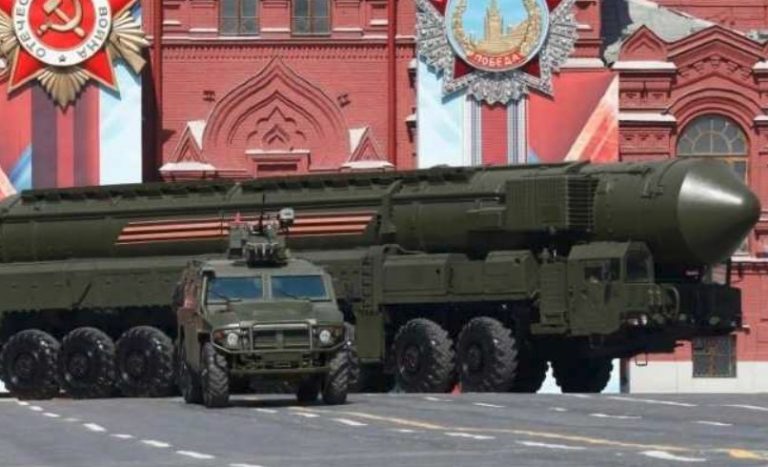 Медведев предупреди на опасноста рускиот нуклеарен арсенал да падне во рацете на Вагнер: „Светот ќе биде доведен на работ на уништување“
