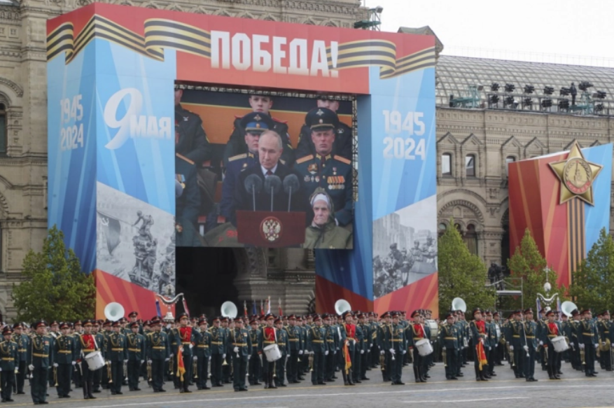 Путин на Денот на победата предупреди на можноста од глобален судир
