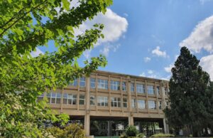 Од утре започнуваат уписите во средното образование: Пријавувањето ќе се врши електронски.