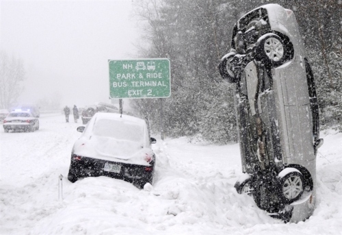 Неверојатни фотографии од снежното невреме во САД 