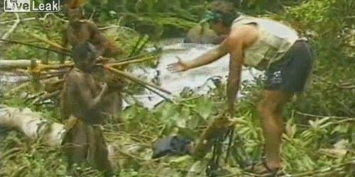 Прв контакт на Амазонско племе со надворешниот свет (видео)